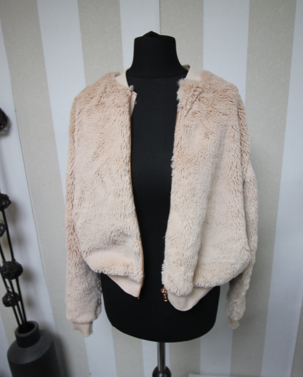 Bik Bok Teddyjacke flauschig weich fluffy Herbst Winter
