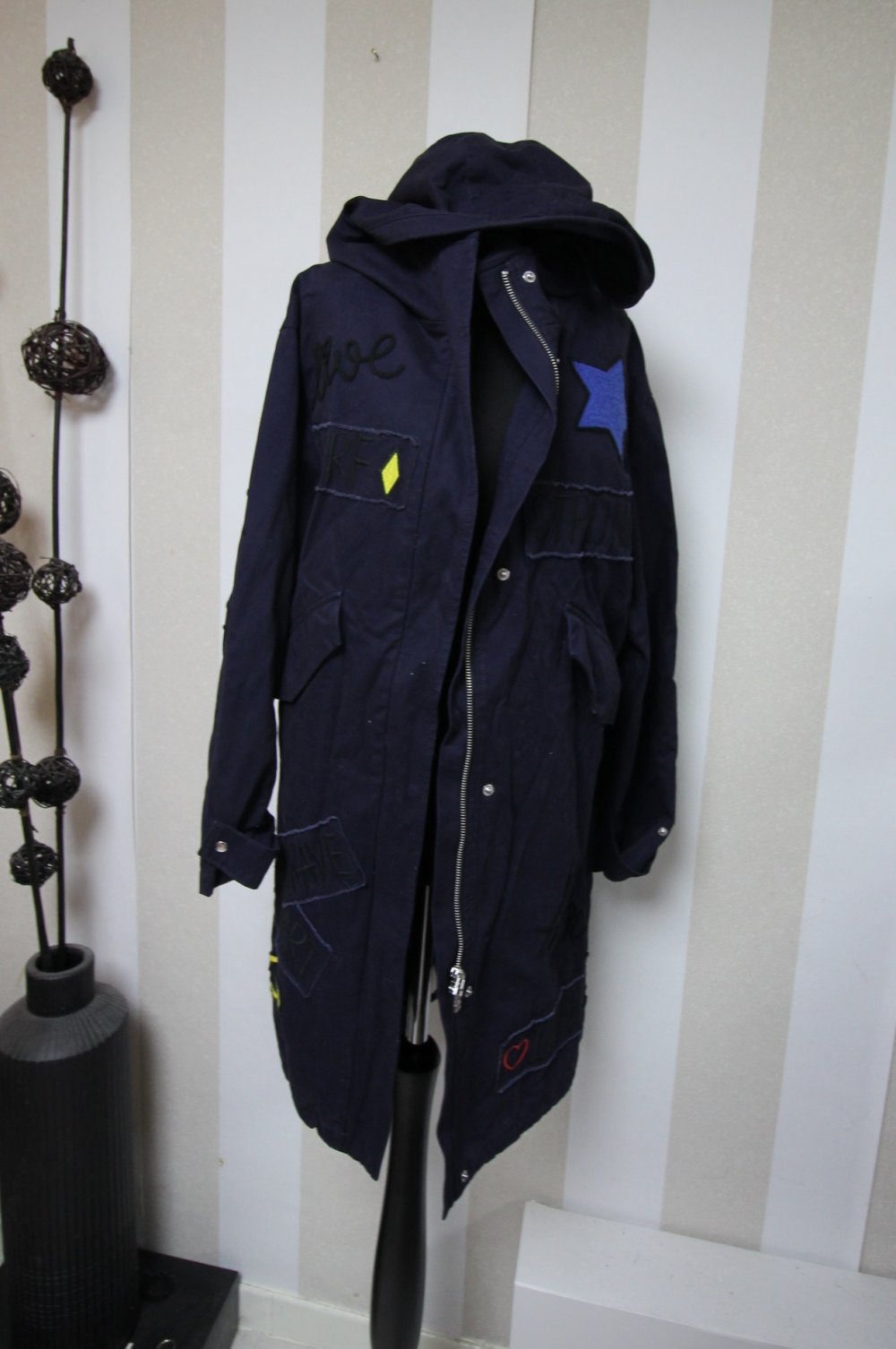Zara Jacke Parka Mantel Spruch Statement Blogger Herbst Trenchcoat