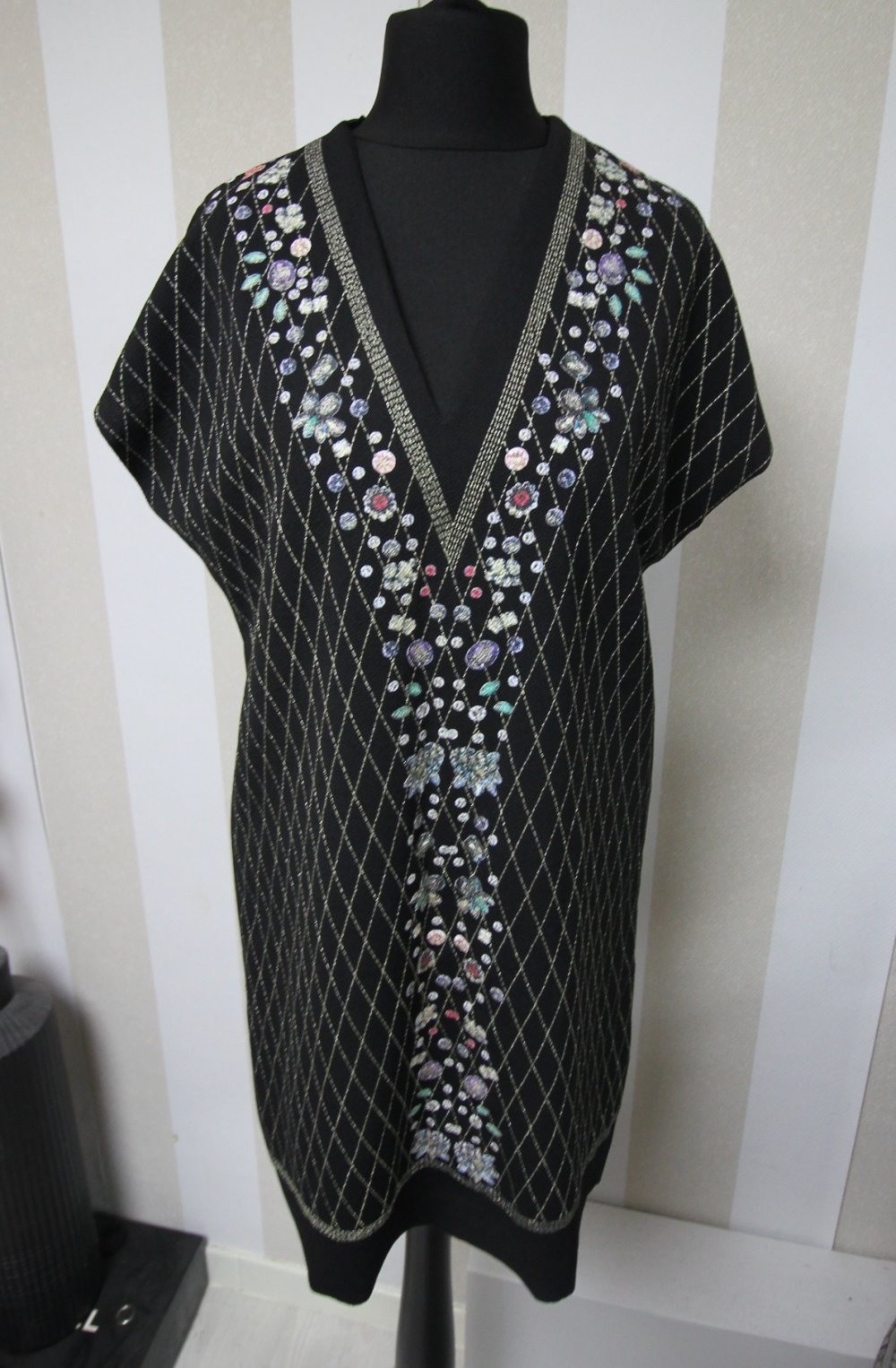 Zara Kleid Sommerkleid bunt Muster mix Blumen