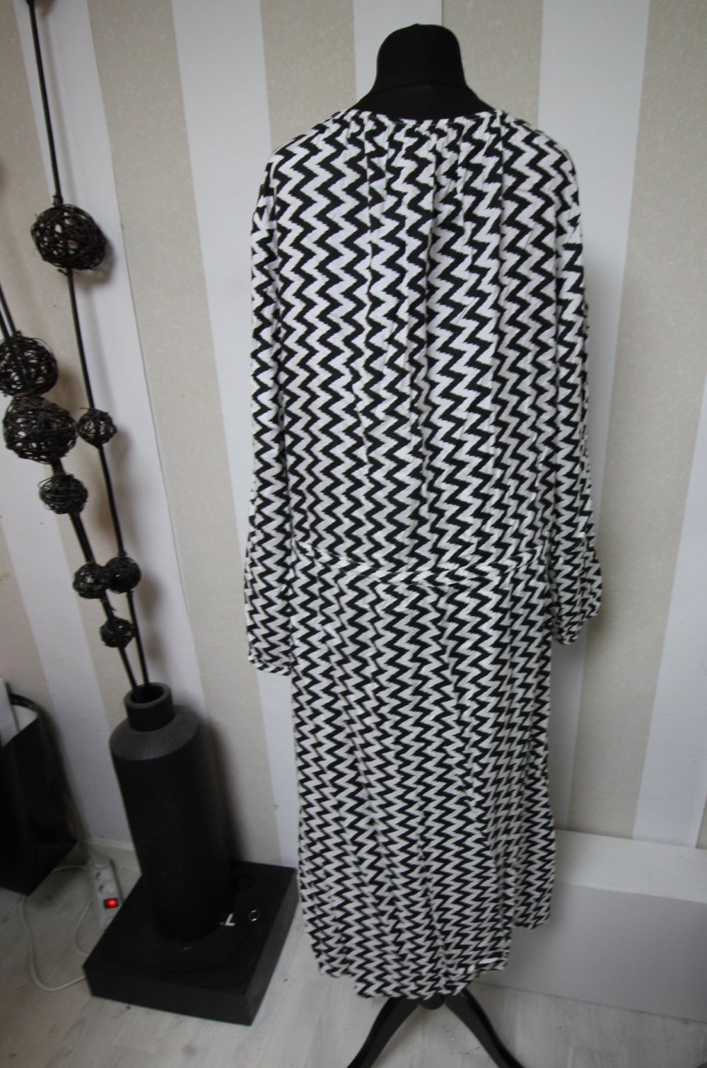MonRow Kleid Maxikleid Sommerkleid zick zack Muster