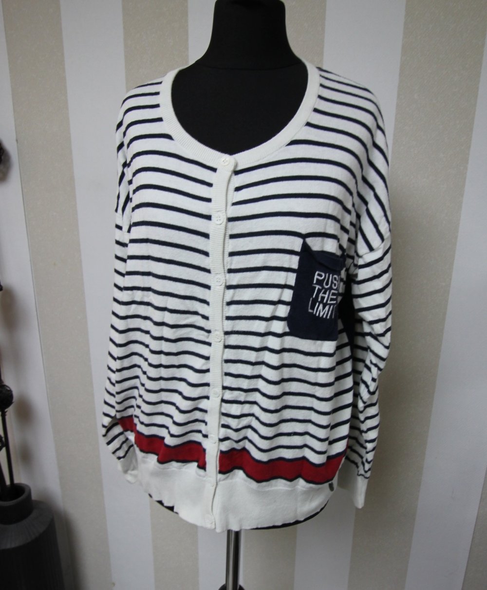Malvin Strckjacke Maritim yacht club chic elegant Streifen