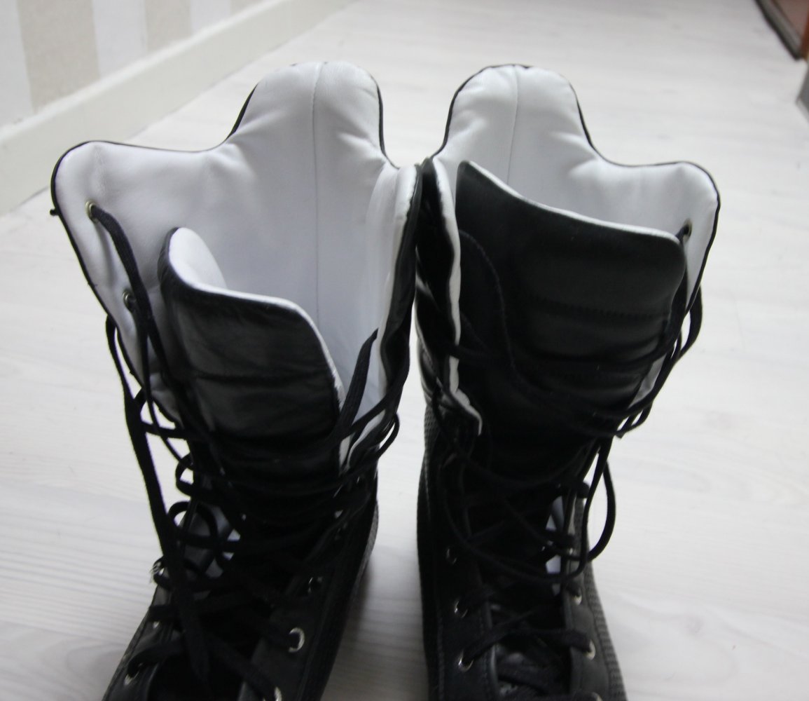  CHANEL Boots Stiefeletten Biker Leder 40.5 Designer Trend Blogger