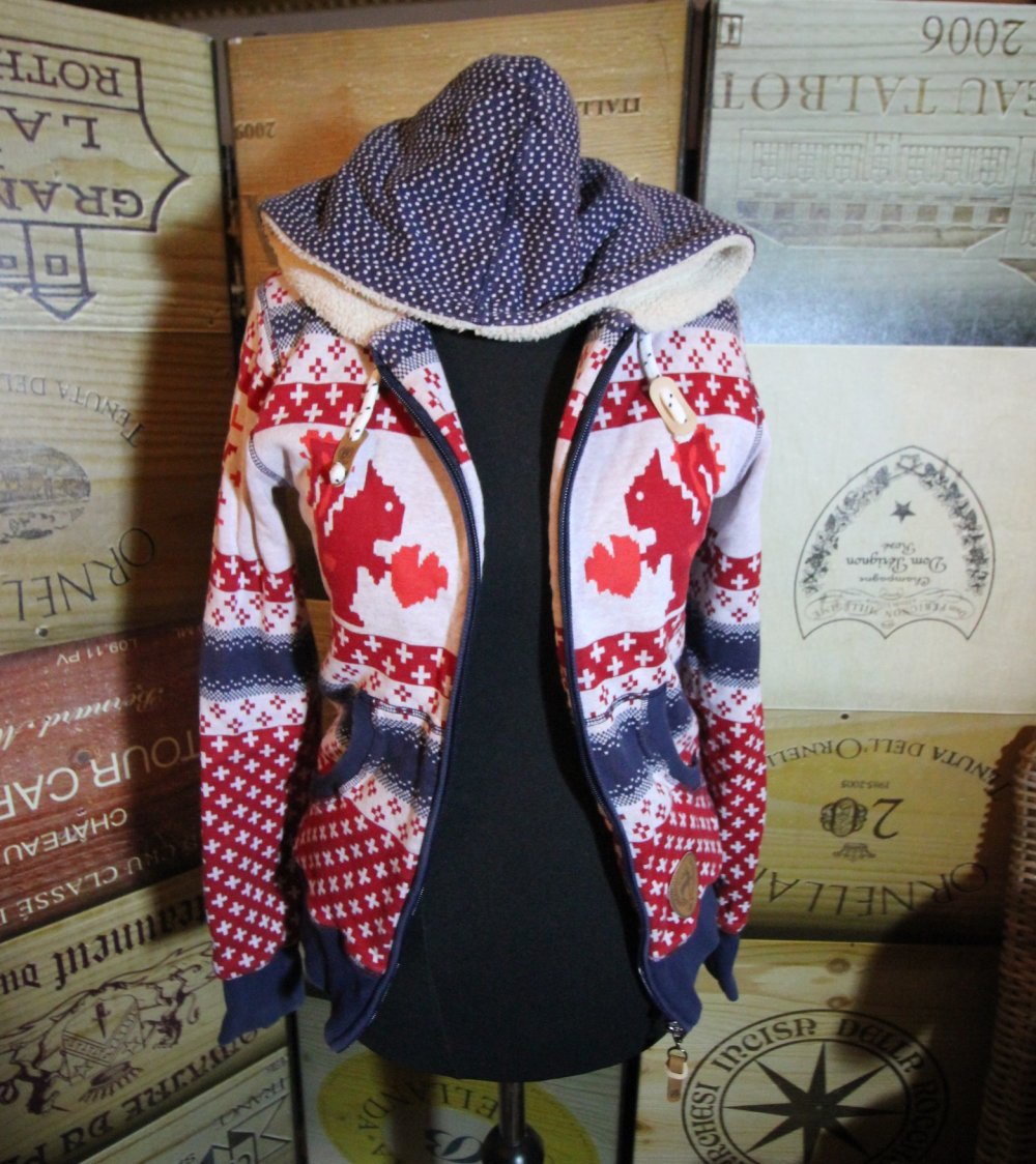 Alpenrausch Strickjacke Jacke Weihnachten xmas Herbst Winter Eichhörnchen festlich
