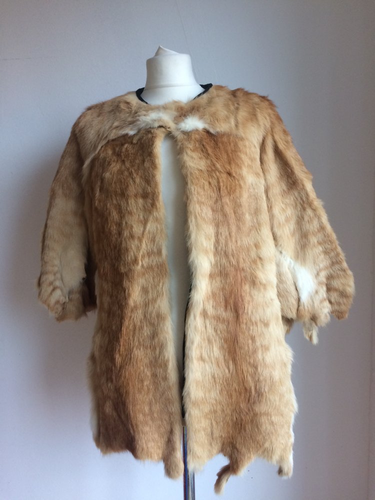 EXTRAVAGANTE DAMEN PELZWESTE GR. 38/40