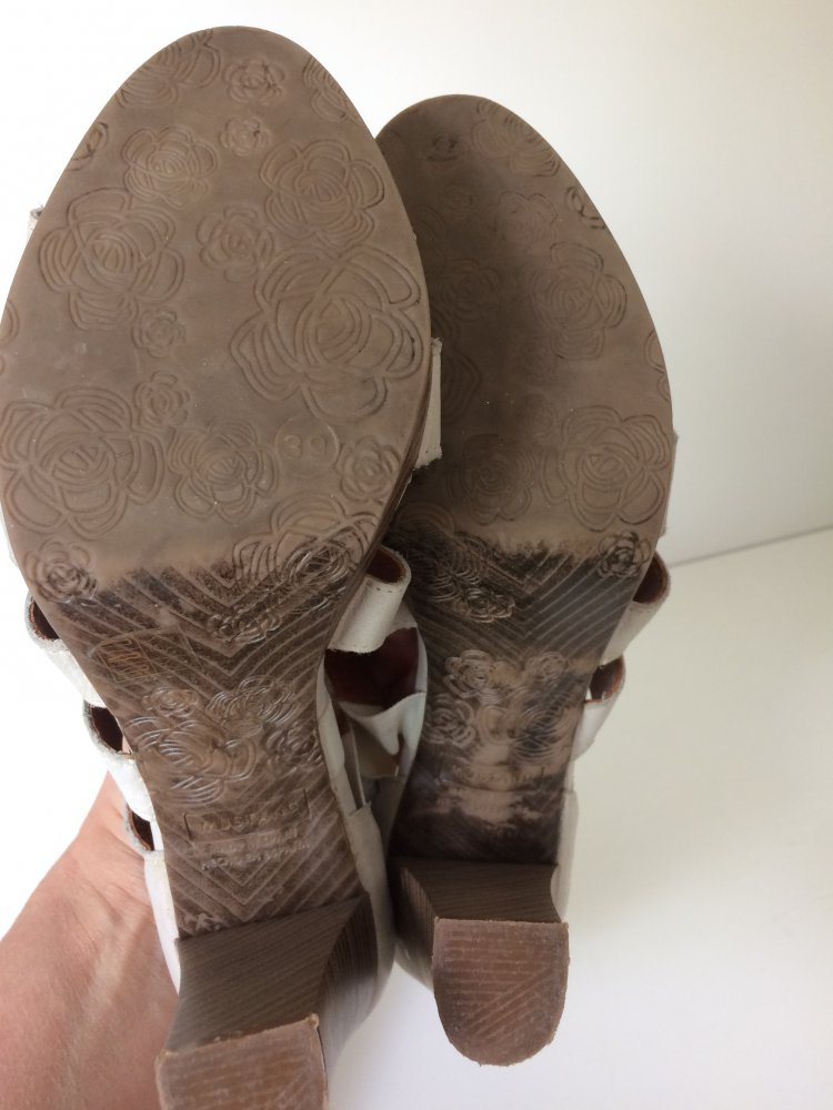 MUSTANG LEDER SANDALEN HIGH HEELS GR. 39