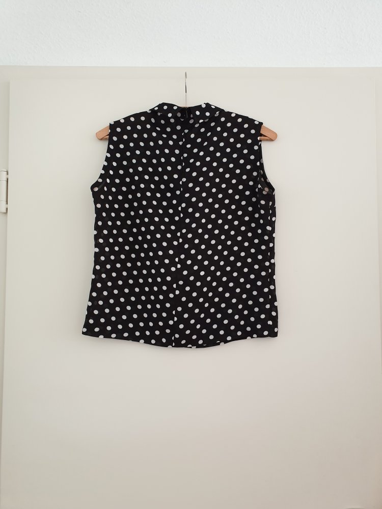 Ärmellose Polka Dot Bluse