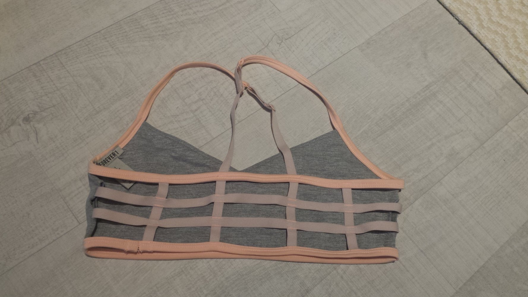 Sport BH grau rosa aprikose apricot cutouts Netz
