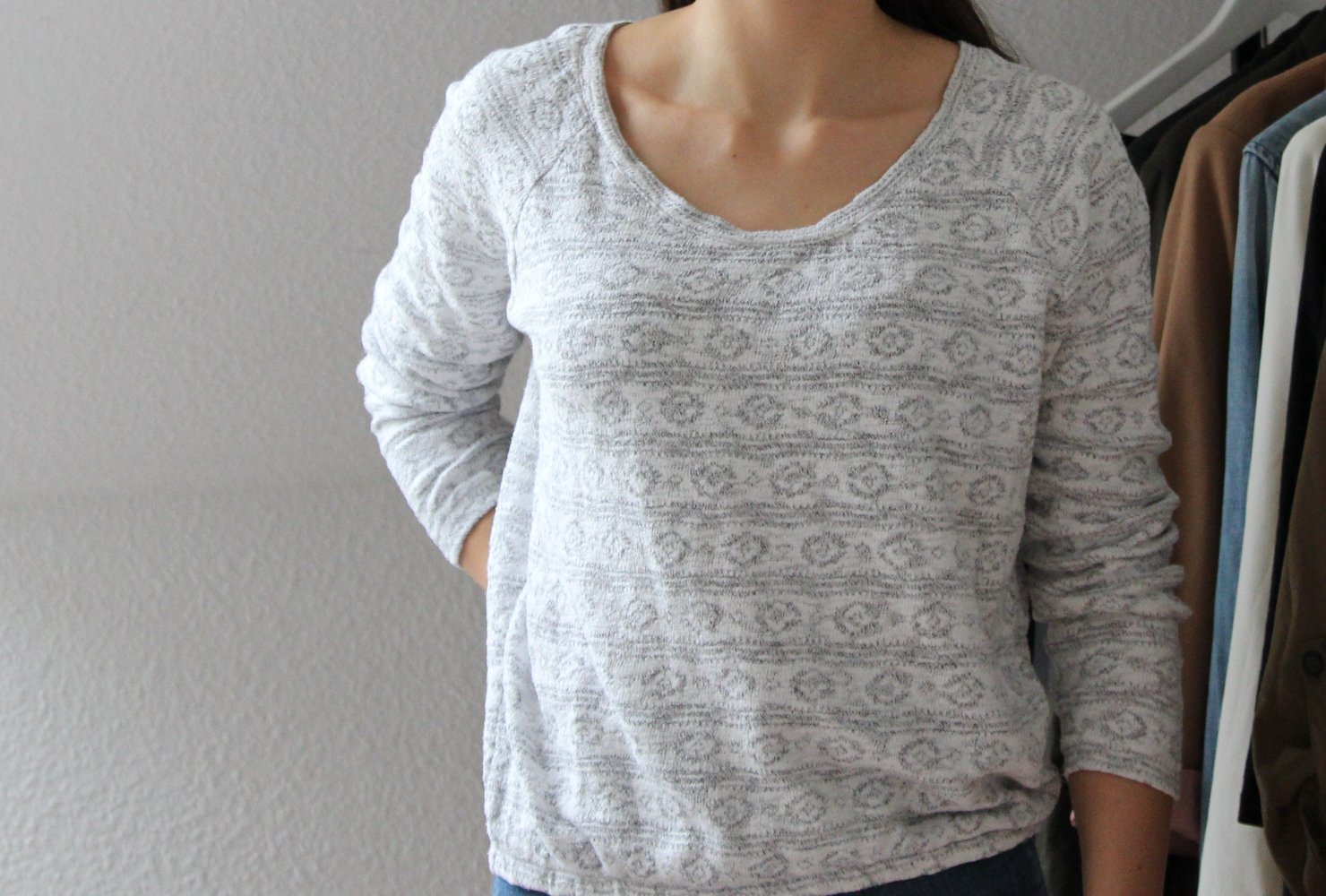 Zara Trafaluc Pullover weiß grau gemustert TRF