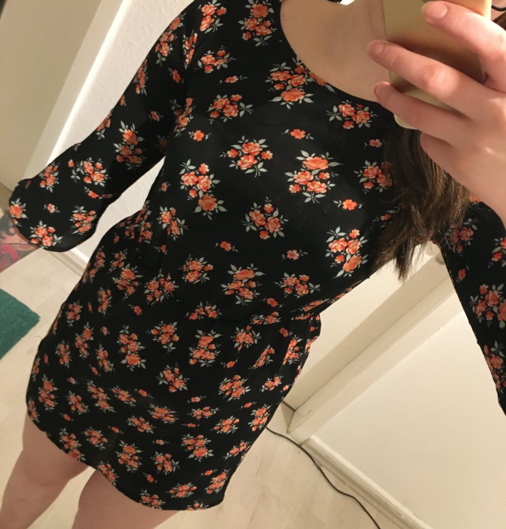 Kleid Sommerkleid schwarz geblümt blumen 3/4 Arm 36/S H&M Divided
