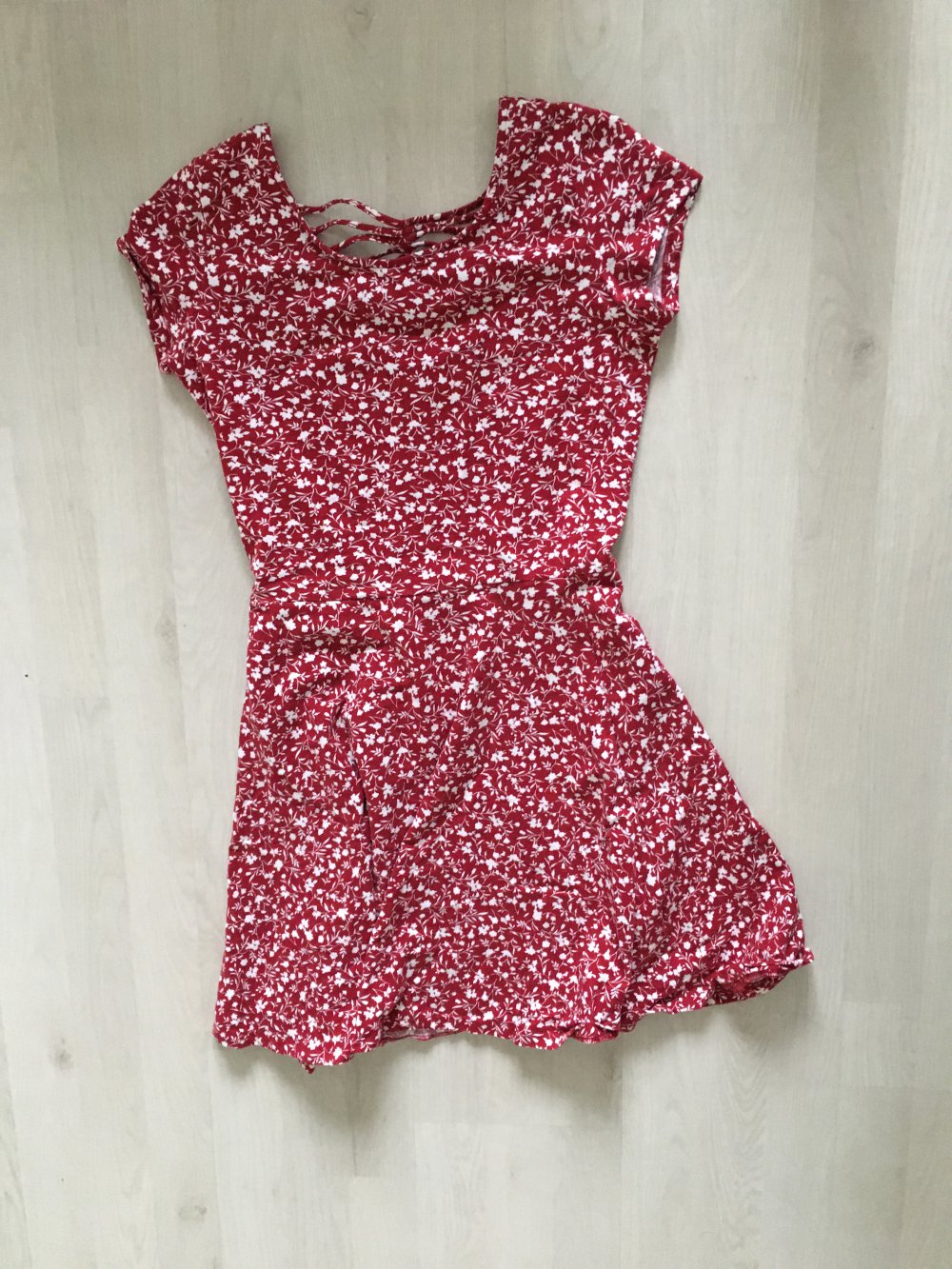 Kleid Sommerkleid rot geblümt weiß Tally Weijl S