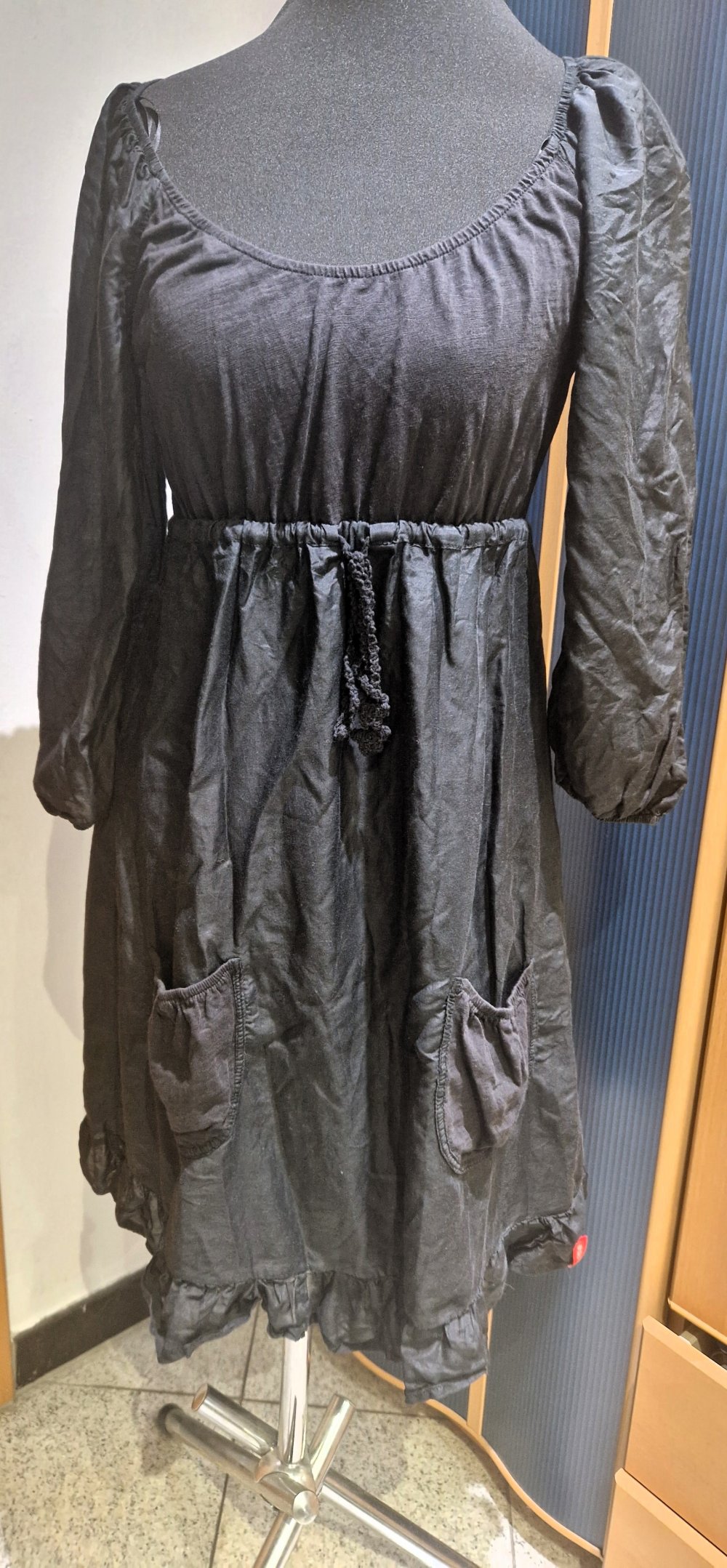 Schwarzes Kleid von edc