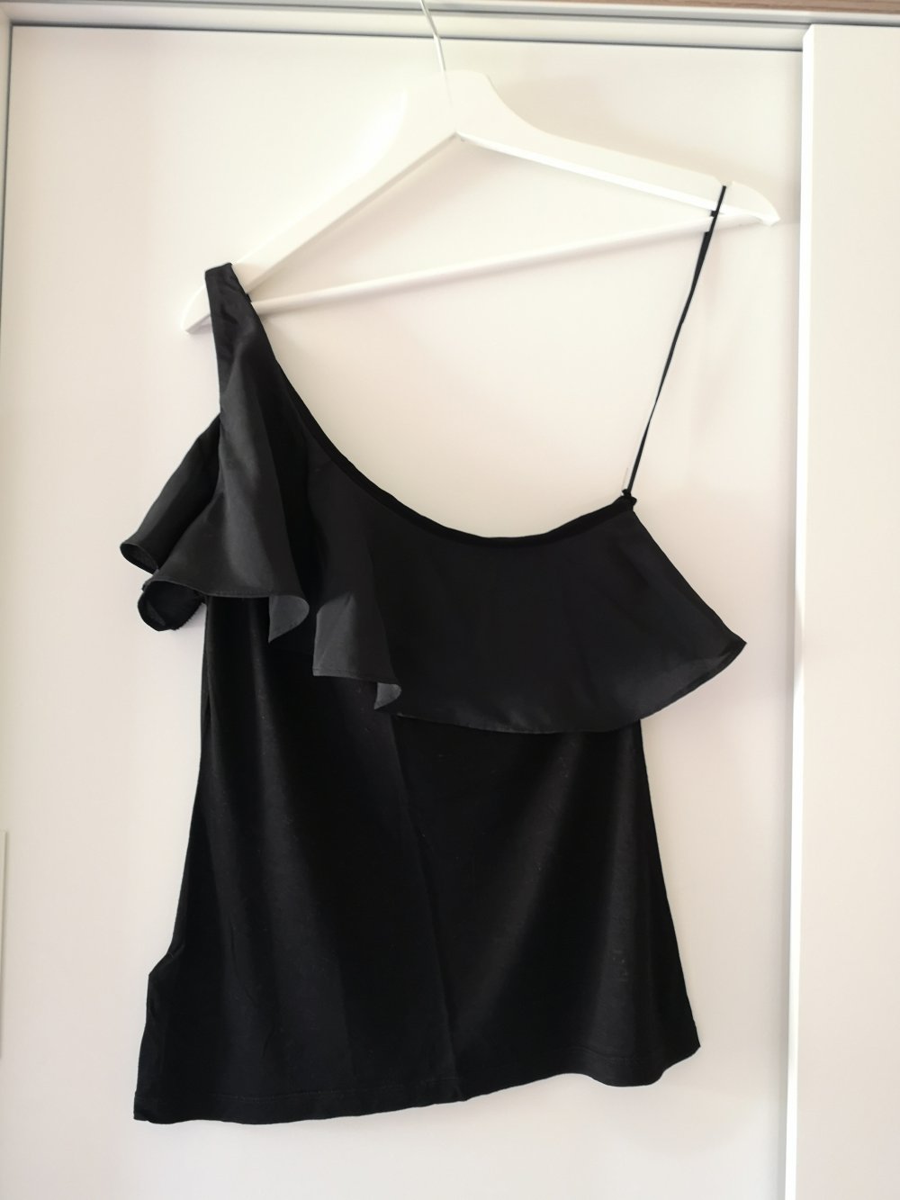 One Shoulder Top