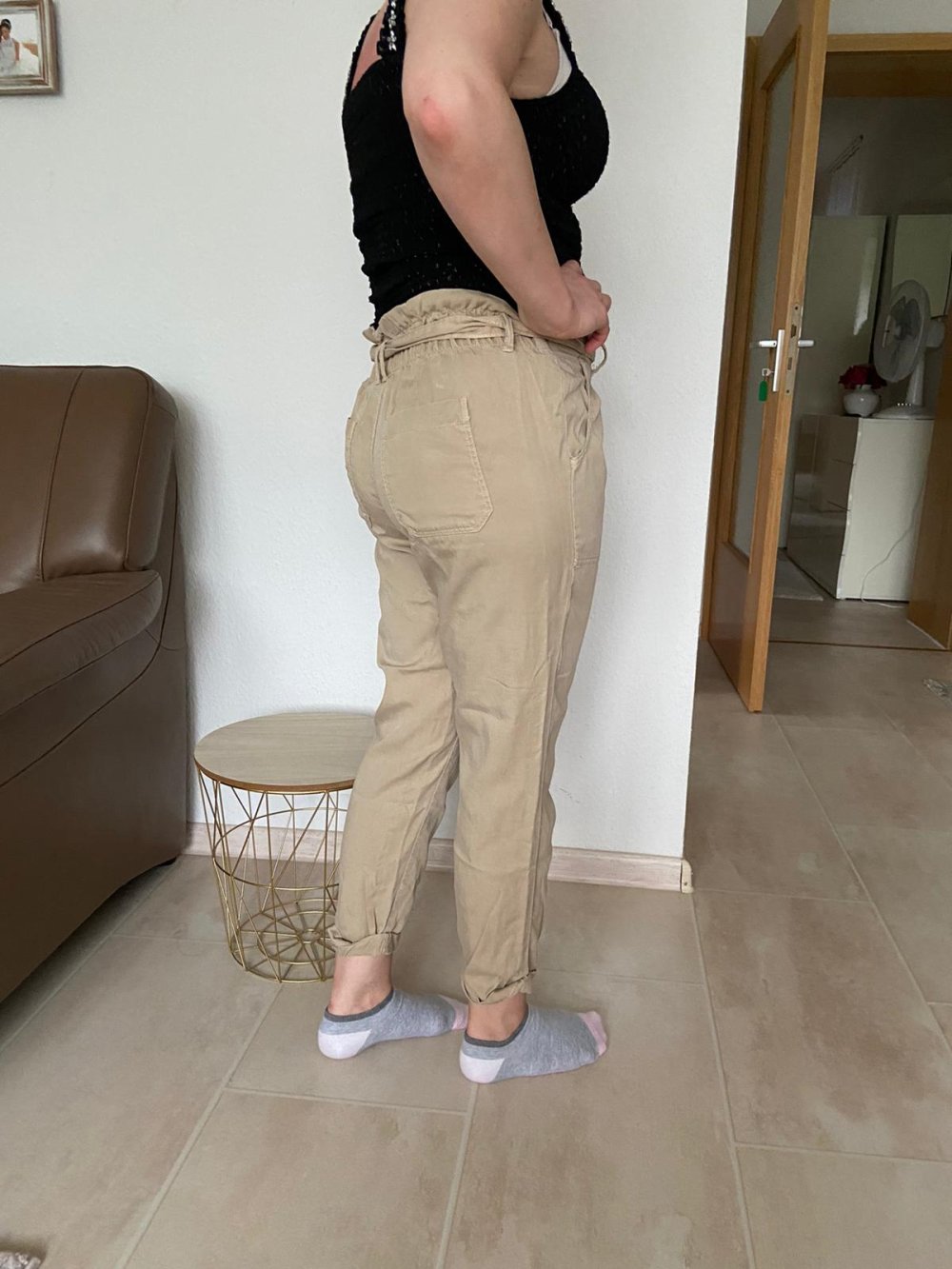 Paperbaghose hose paperbag highwaisthose chinohose momjeans momhose anklejeans knöcheljeans blogger 