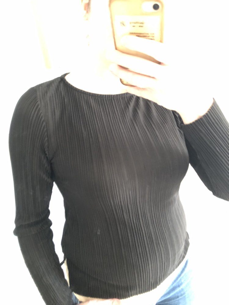 Plisseeshirt plisseebluse bluse top blusentop seidenbluse oversizedbluse blogger