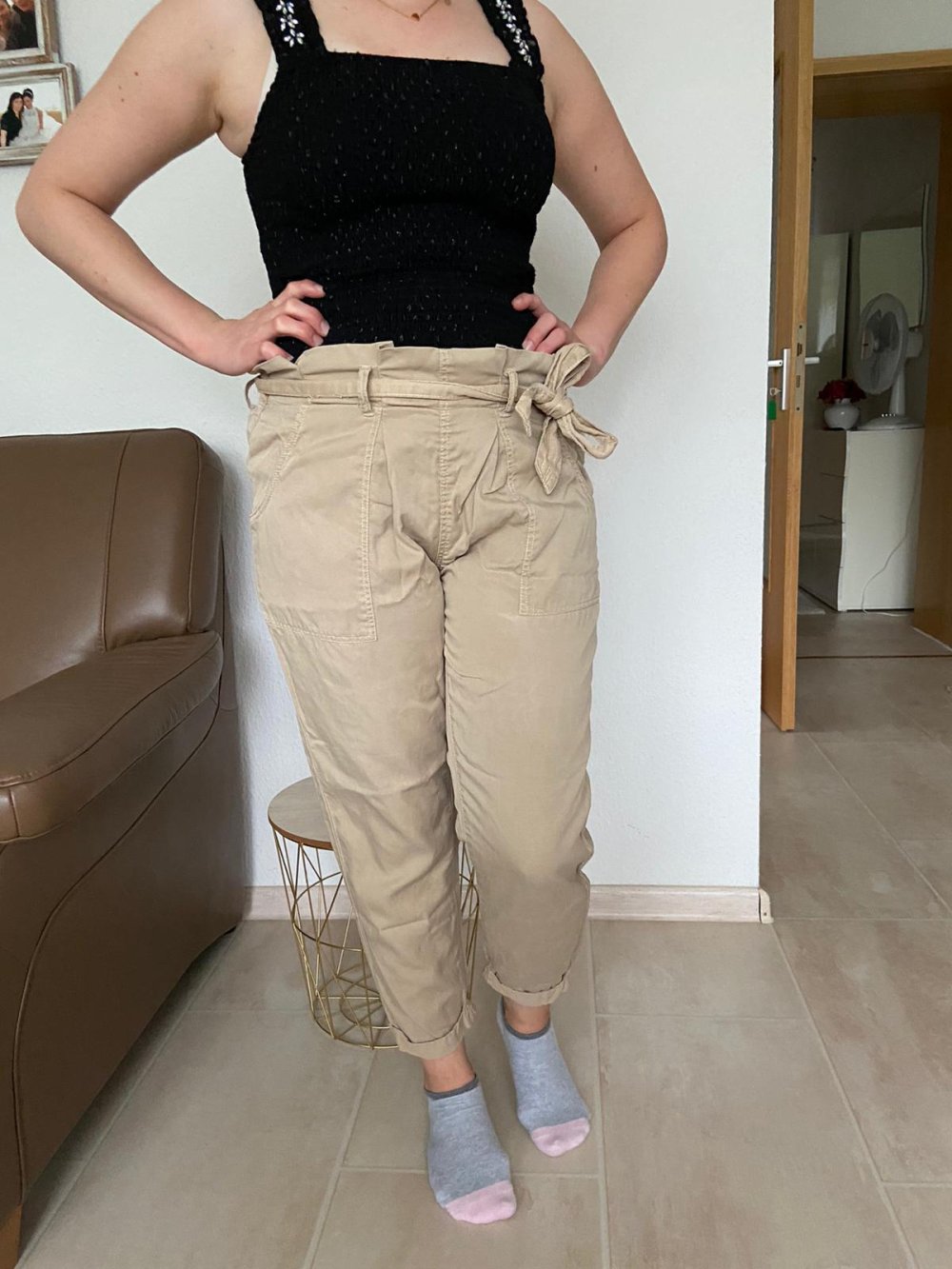 Paperbaghose hose paperbag highwaisthose chinohose momjeans momhose anklejeans knöcheljeans blogger 
