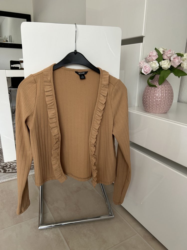Cardigan bolero volantsbolero volantscardigan strickjacke blogger 