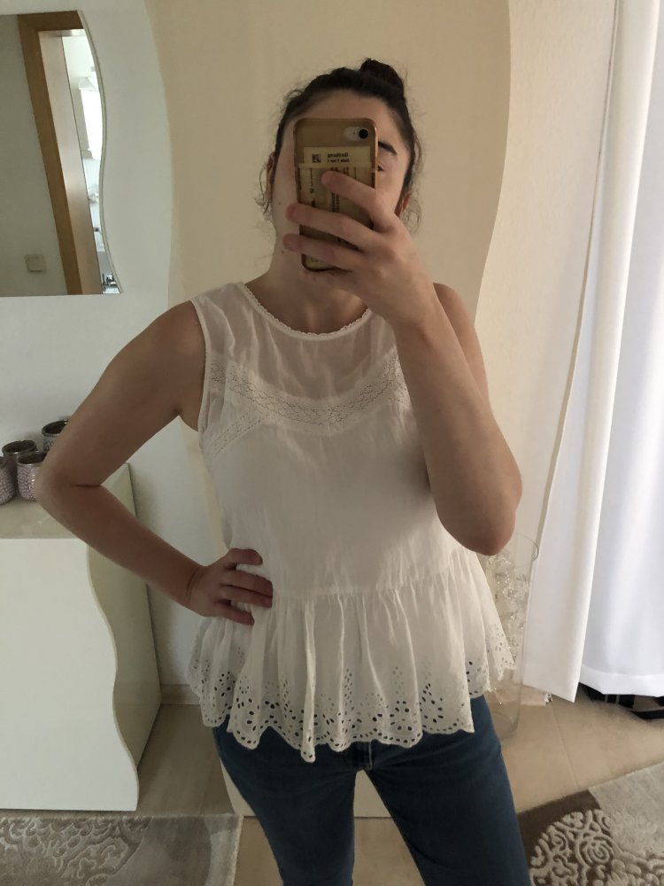 Volantsbluse rüschenbluse schößchenbluse sommerbluse bluse baumwollbluse blogger