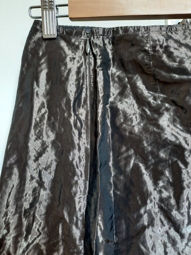 Maxirock Midirock wadenlanger Rock High Waist metallic crashed gecrinkelt Luisa Cerano 2000er y2k
