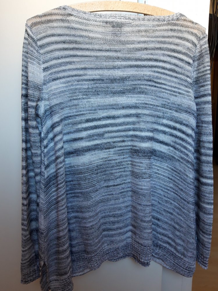 Lockerer Pullover Feinstrick mit Eingriffstaschen grau meliert Knitwear oversize New York USA