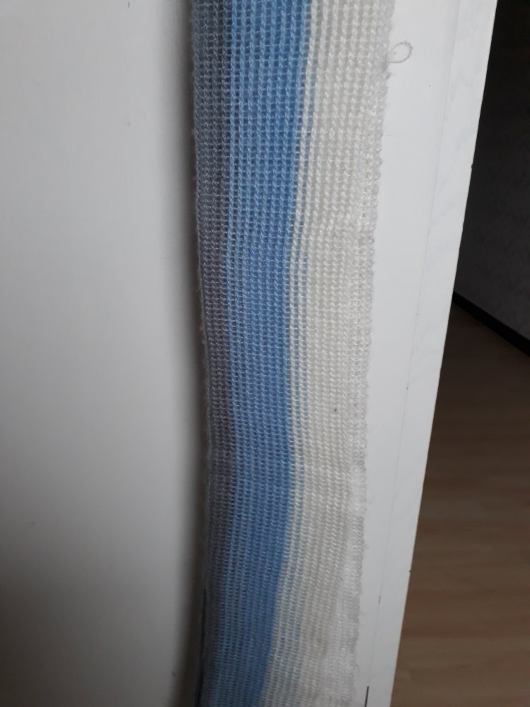 Vintage Strickschal Fransenschal 70er Retro Streifen gestreift weiß hellblau