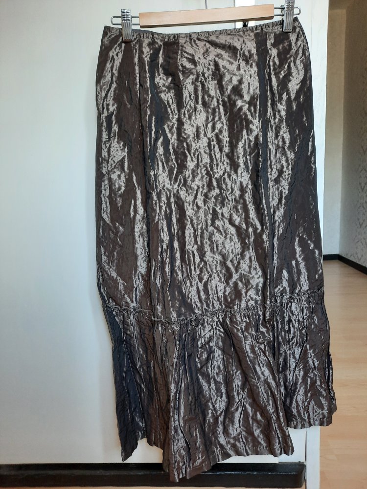 Maxirock Midirock wadenlanger Rock High Waist metallic crashed gecrinkelt Luisa Cerano 2000er y2k
