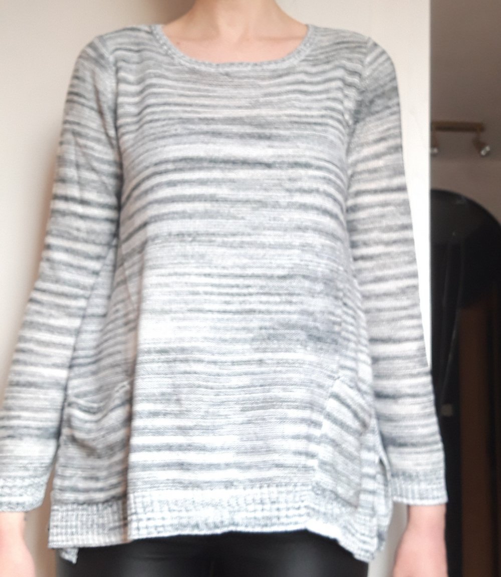 Lockerer Pullover Feinstrick mit Eingriffstaschen grau meliert Knitwear oversize New York USA