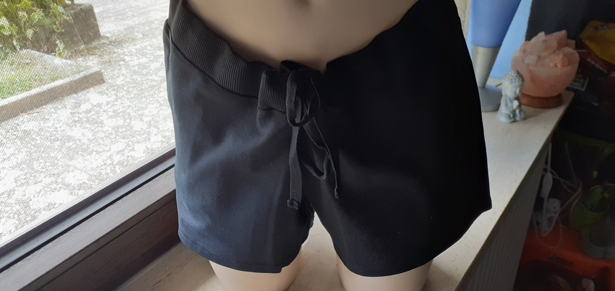 H&M Kurze Hose Shorts Baumwolle schwarz Gr. L 44 neu ungetragener Zustand 