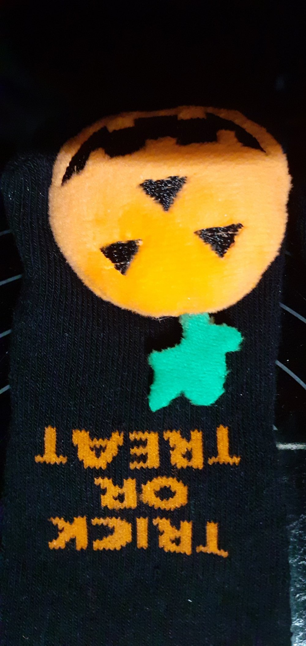 Halloween Baby Rasselsöckchen Gr. 62/68 neu