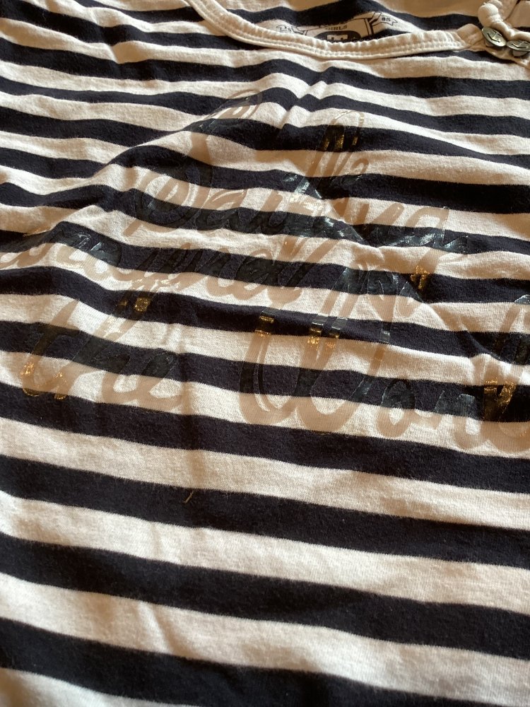Schönes T-Shirt ca.gr.140