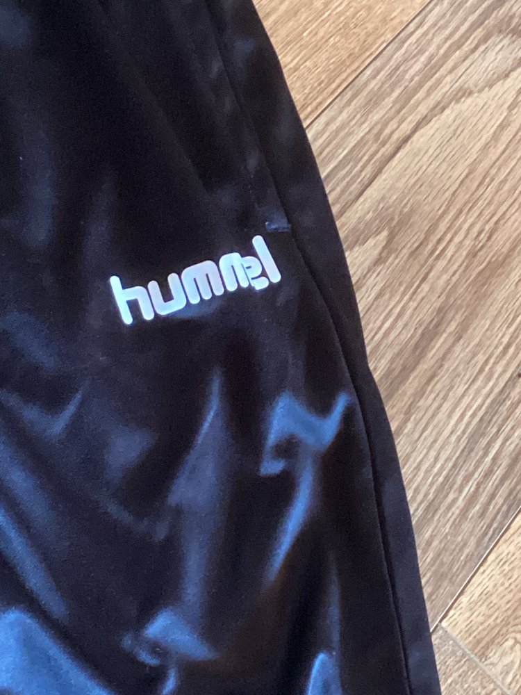 schöne Sporthose von Hummel gr.176