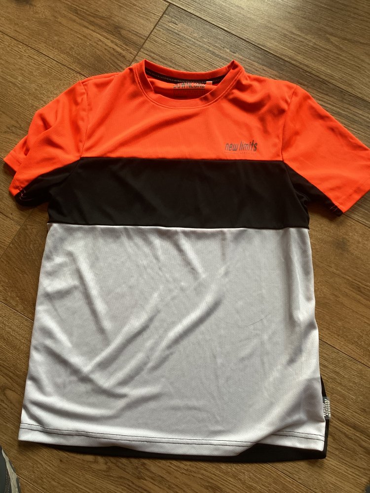schönes Shirt gr.158 von New Limits