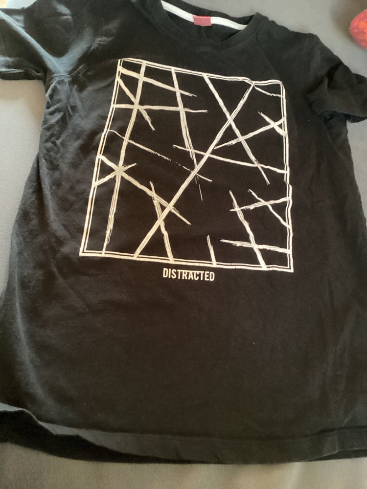 schönes T-Shirt gr.146
