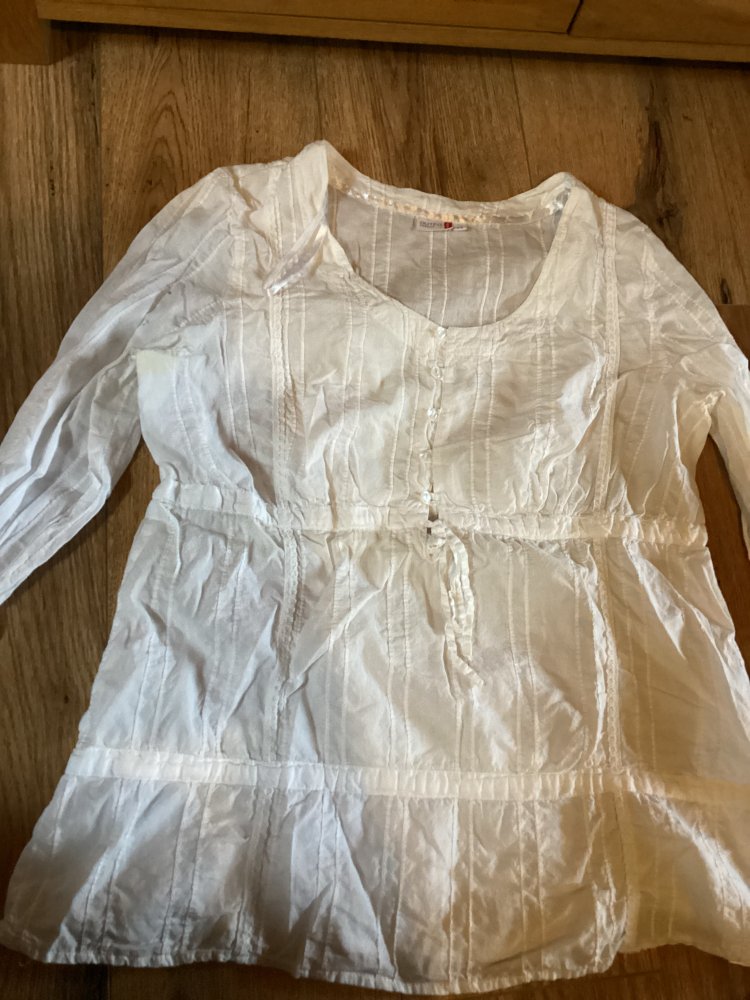 wunderschöne Bluse gr.44 NEU