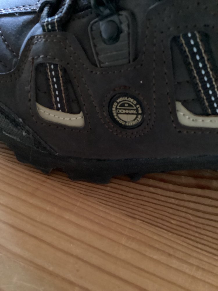 schöne neuwertige Outdoorschuhe gr.40 von Donnaway