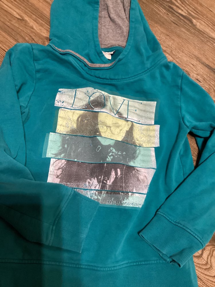 schöner Hoodies gr.L fällt aber wie gr.146/152 aus,Tom Tailor