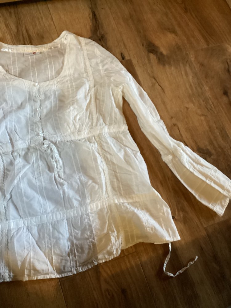 wunderschöne Bluse gr.44 NEU