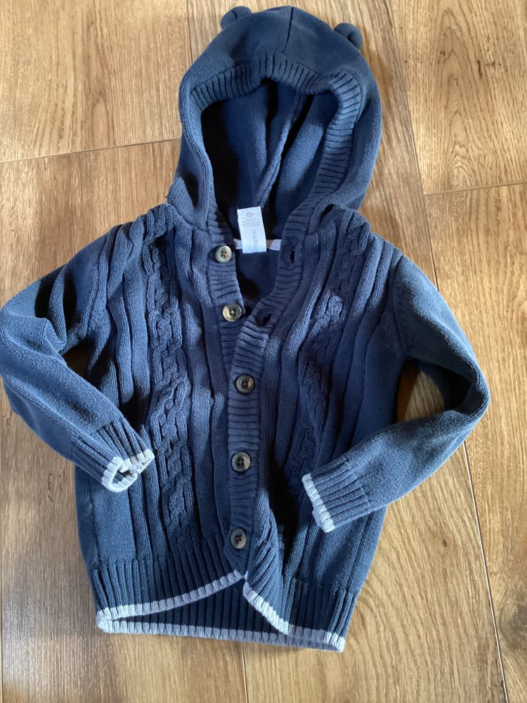 schöne Strickjacke gr.92 von C&A
