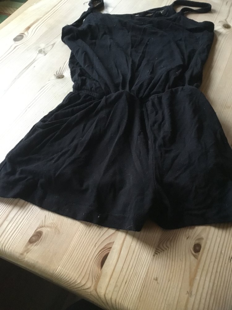 Süßer Jumpsuit gr.128/134