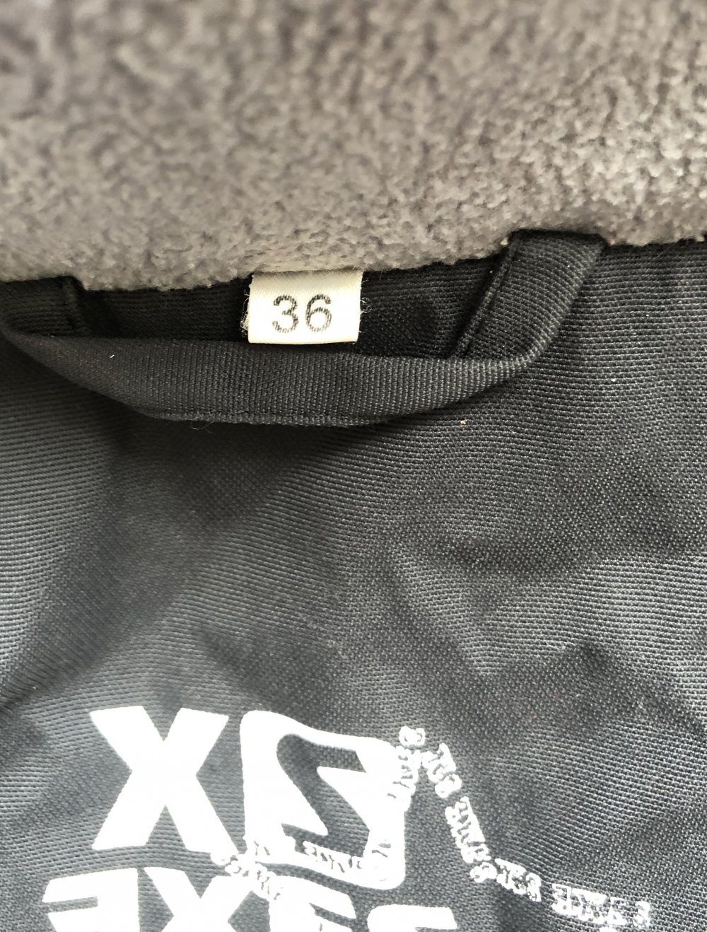 XS-Exes, Ski-Snowboard Jacke, schwarz, Gr. 36