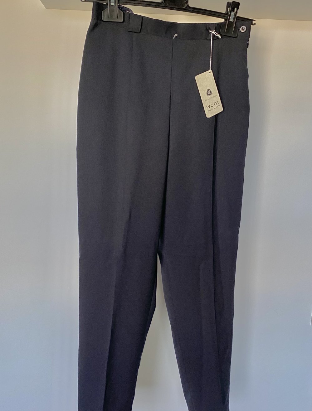 Hose, NEU, Schurwolle/ Elasthan, dunkelblau, Gr.38