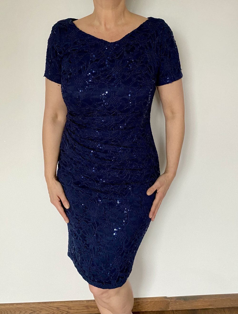 Marie Noir, Party- Cocktailkleid, Spitze, Pailletten, dunkelblau, Gr. 40